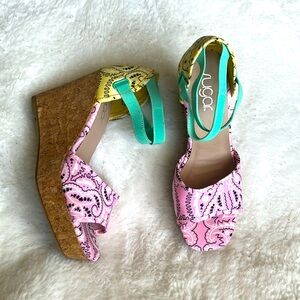 Bandana wedge sandals
